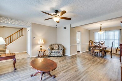 2209 Crestmeadow St, Denton, TX 76207 - photo 5