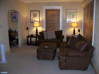 2308 Garfield Ave, Reading, PA 19609 - photo 4