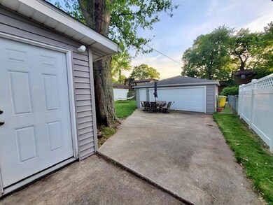 228 N Wright St, Griffith, IN 46319 - photo 6