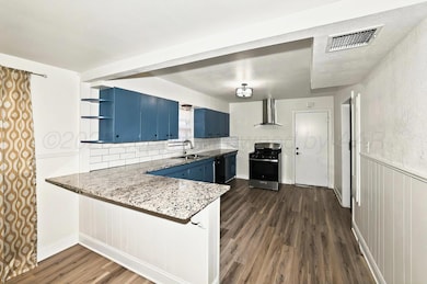 11-Kitchen