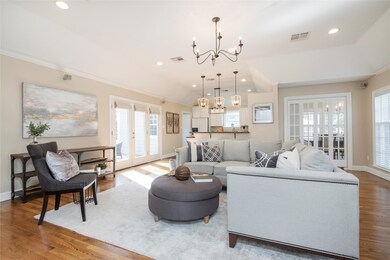 523 W 34th St, Houston, TX 77018 - photo 6