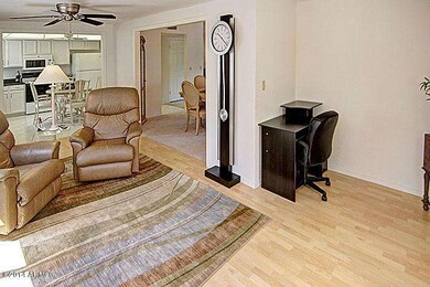 familyroom_700