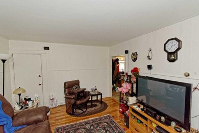128 Duane Ave, Schenectady, NY 12307 - photo 4