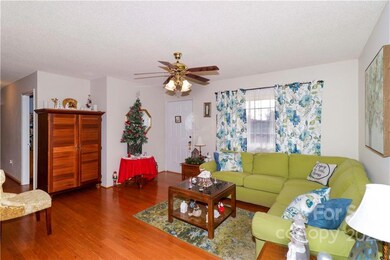 153 Jenkins Rd unit 7, Statesville, NC 28625 - photo 7