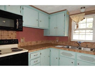 49 Sundance St, Warwick, RI 02886 - photo 6