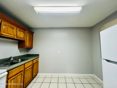 1122 Woodruff Ave unit 8, Jacksonville, FL 32205 - photo 6