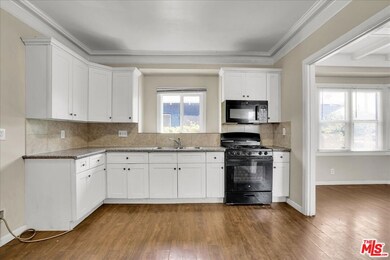 1221 W 152nd St, Compton, CA 90220 - photo 7