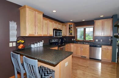 5216 Nannyberry Dr, Fitchburg, WI 53711 - photo 5