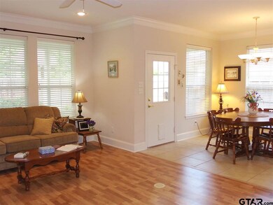 1919 Hollyglen Dr, Tyler, TX 75703 - photo 6