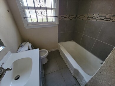 5111 Enyart St, Houston, TX 77021 - photo 3