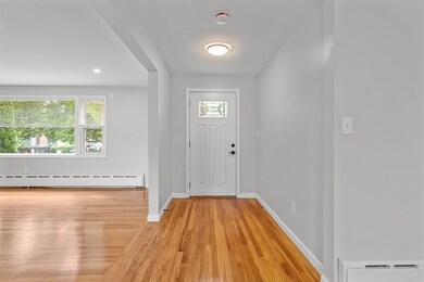 26 Rowena St, Worcester, MA 01606 - photo 6