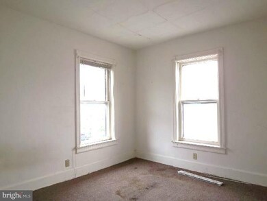 179 Cleveland Ave, Waynesboro, PA 17268 - photo 2