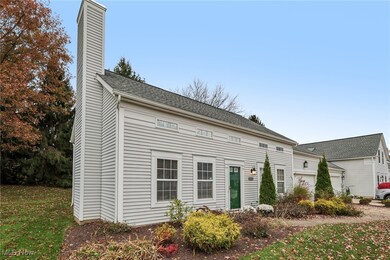 10202 Brighton Cir unit 9, Twinsburg, OH 44087 - photo 3