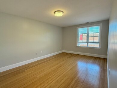 409 Main St unit 302, Woburn, MA 01801 - photo 6