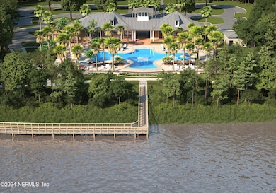 04 RiverClub