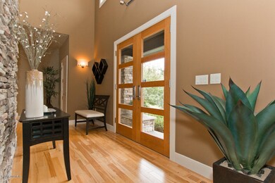 011 foyer - IMG_8317