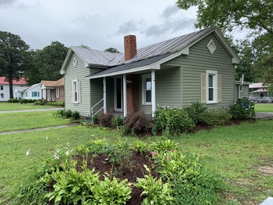 258 Sylvania St, Winterville, NC 28590 - photo 2