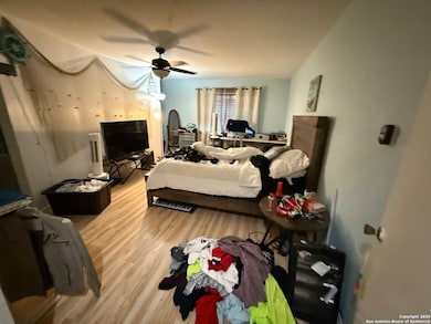 10807 Crown View, San Antonio, TX 78239 - photo 7