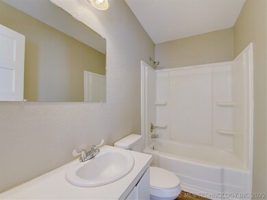 311 9th Ave SE, Ardmore, OK 73401 - photo 5