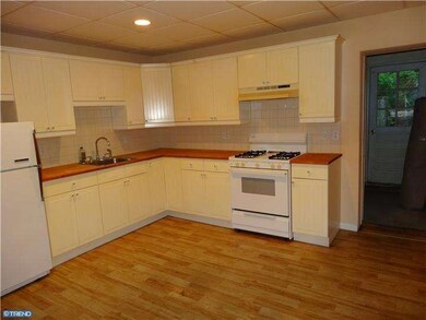 4479 Boone St, Philadelphia, PA 19128 - photo 2