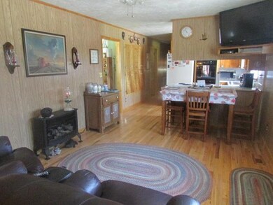 and another view - looking into Kitchen 