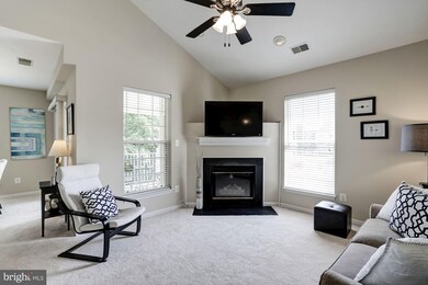 25272 Riffleford Square unit 200, Chantilly, VA 20152 - photo 4