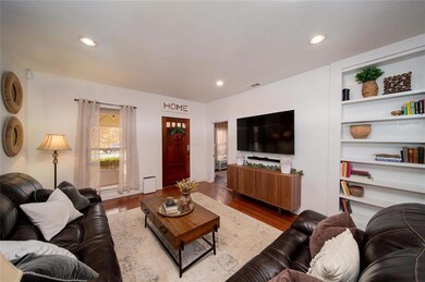 5939 Richmond Ave, Dallas, TX 75206 - photo 5