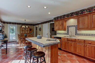 28 Westgate Ct, Colts Neck, NJ 07722 - photo 6