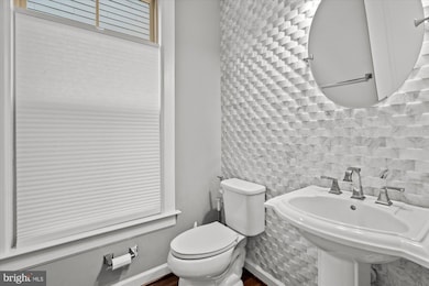 9091 Bear Branch Place, Fairfax, VA 22031 - photo 7