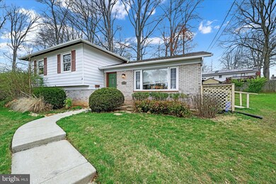 4400 Bestor Dr, Rockville, MD 20853 - photo 3