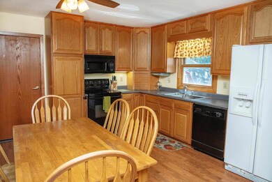1117 E Seerley Blvd, Cedar Falls, IA 50613 - photo 7