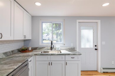 31 Overland St, Manchester, NH 03103 - photo 6