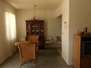 118 Norwich E, West Palm Beach, FL 33417 - photo 4