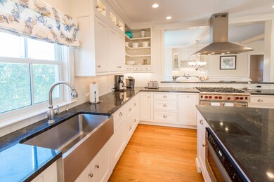 82 Cliff Road, B, Nantucket, MA 02554