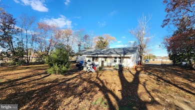 131 Jessup St, Paulsboro, NJ 08066 - photo 6