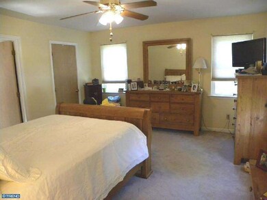 885-887;886-888 Concord Rd, Aston, PA 19014 - photo 4