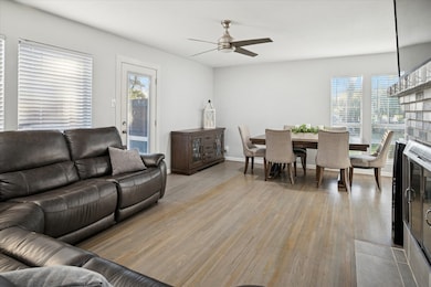 1702 Random Rd, Carrollton, TX 75006 - photo 4