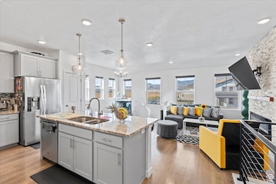 11587 S Prosperity Rd, South Jordan, UT 84009 - photo 4