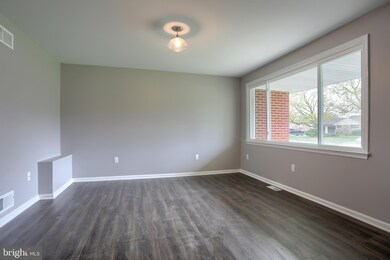 225 E Glenn Rd, Hershey, PA 17033 - photo 5