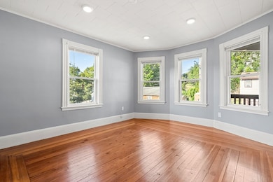 51 Sylvia St unit 2, Lynn, MA 01904 - photo 3