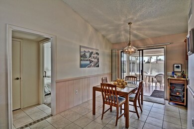 14211 W Utica Ct, Sun City West, AZ 85375 - photo 4