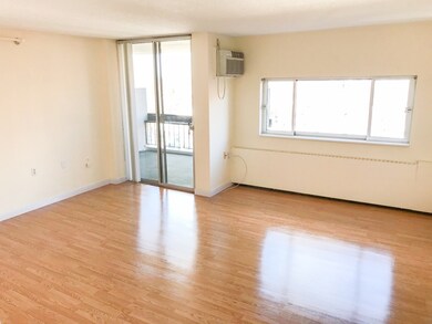872 Mass Ave unit 807, Cambridge, MA 02139 - photo 5