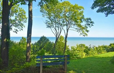 3862 Montrose Ave, Erie, PA 16505 - photo 3