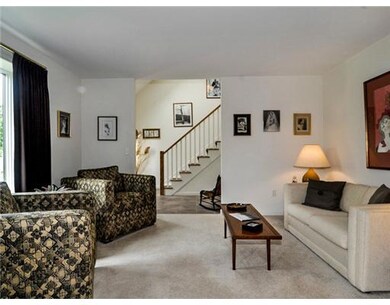 10 Jacobs Point Rd, Warren, RI 02885 - photo 2