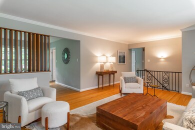 1203 Gatewood Dr, Alexandria, VA 22307 - photo 2