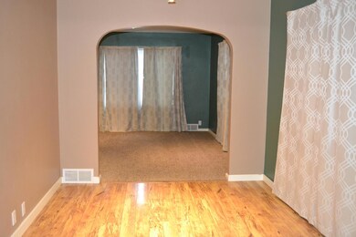 811 4th Ave NW, Jamestown, ND 58401 - photo 6