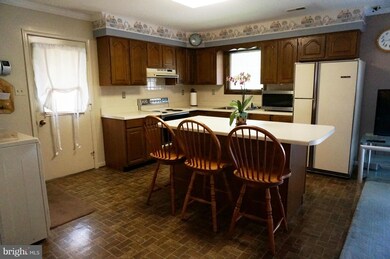 749 W 16th St, Front Royal, VA 22630 - photo 5