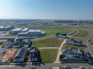 113 Hedgemoore Ct, Youngsville, LA 70592 - photo 3