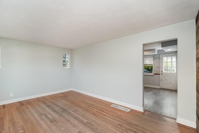 403 Locust St, Erlanger, KY 41018 - photo 4