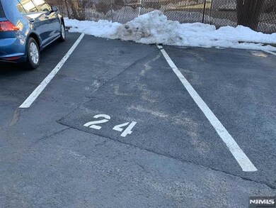 Deauville Towers unit 3A, Fort Lee, NJ 07024 - photo 5